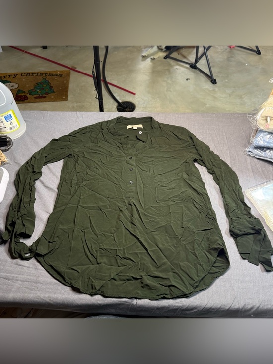 LOFT Tops - LOFT Olive Button-Up Henley Blouse